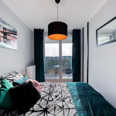 Апартаменты 12 Floor Mogilska Tower Краков Экстерьер фото