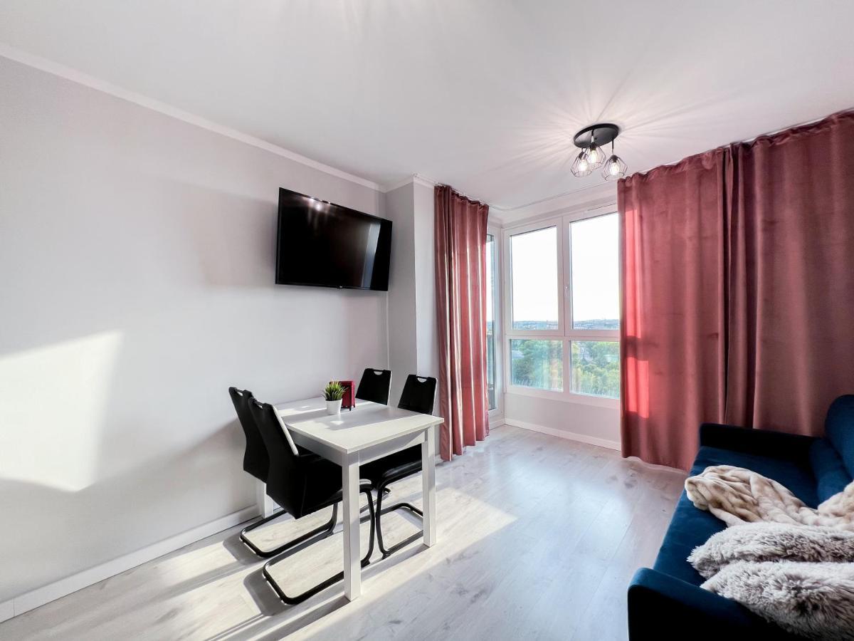 Апартаменты 12 Floor Mogilska Tower Краков Экстерьер фото